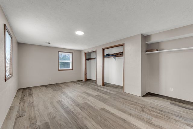 354 Honeysuckle Road, Marshfield, MO 65706