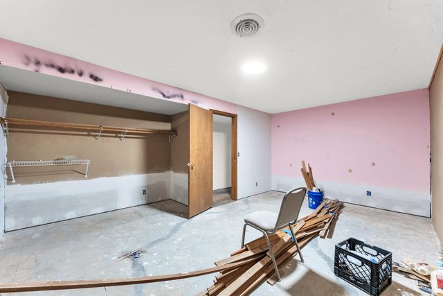 354 Honeysuckle Road, Marshfield, MO 65706