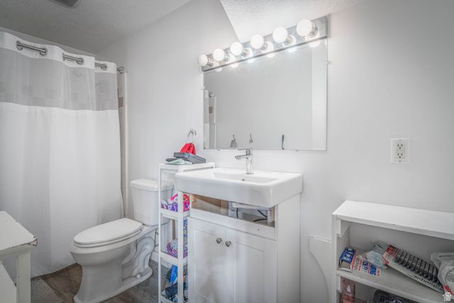 1410 W 975 S, Clearfield, UT 84015