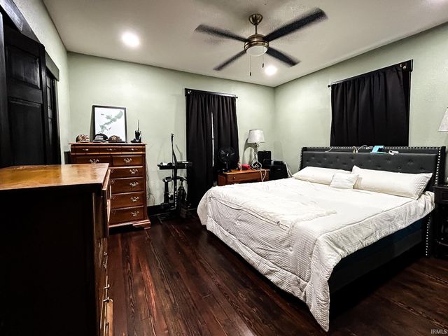 221 W Harrison St, Orleans, IN 47452