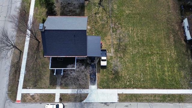 221 W Harrison St, Orleans, IN 47452