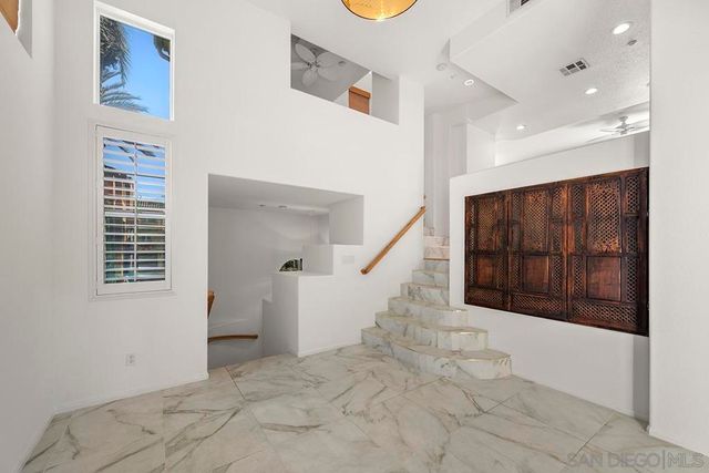 2788 Villas Way, San Diego, CA 92108