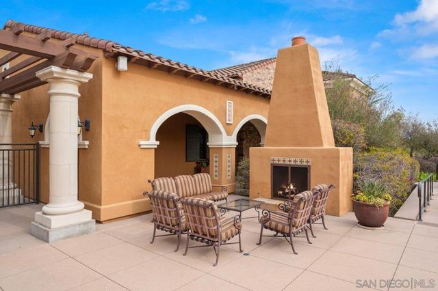 2788 Villas Way, San Diego, CA 92108