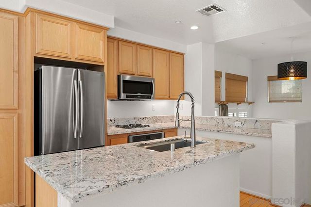 2788 Villas Way, San Diego, CA 92108