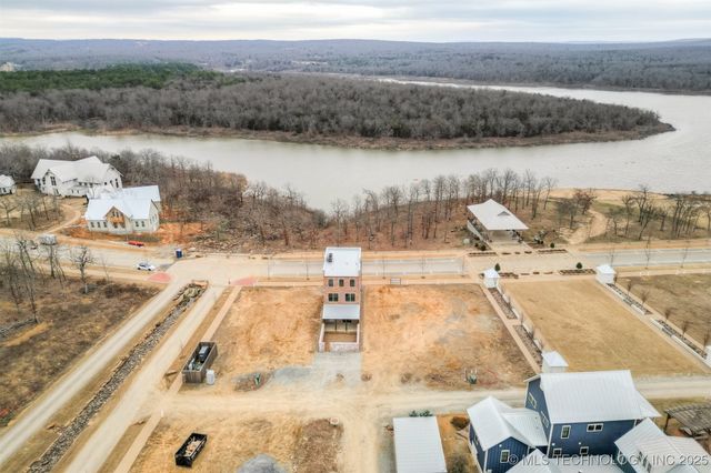 57 Water Street, Carlton Landing, OK 74432