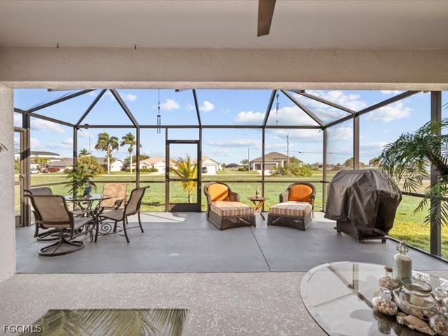 4317 NW 34th LN, Cape Coral, FL 33993