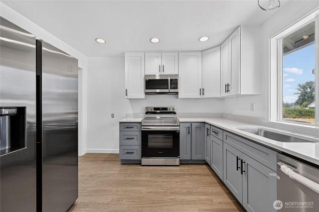 14217 196th Avenue SE, Renton, WA 98059