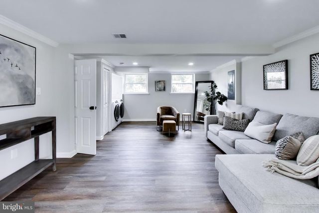4401 KENTMORE DR, Woodbridge, VA 22193