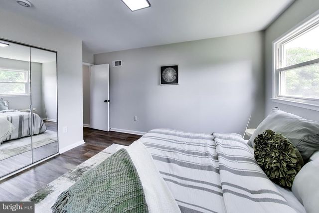 4401 KENTMORE DR, Woodbridge, VA 22193
