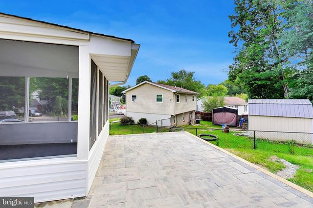 4401 KENTMORE DR, Woodbridge, VA 22193