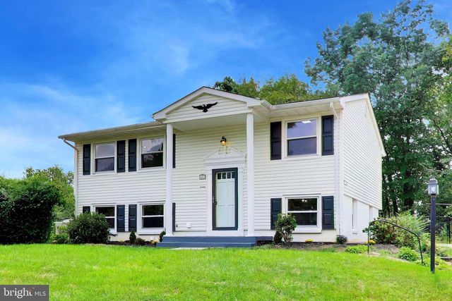 4401 KENTMORE DR, Woodbridge, VA 22193