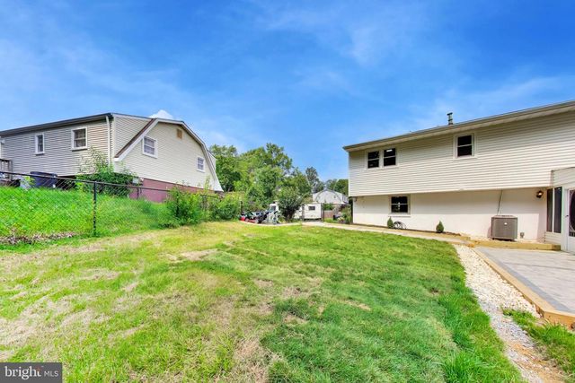 4401 KENTMORE DR, Woodbridge, VA 22193