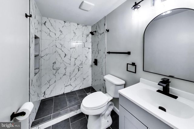 4401 KENTMORE DR, Woodbridge, VA 22193