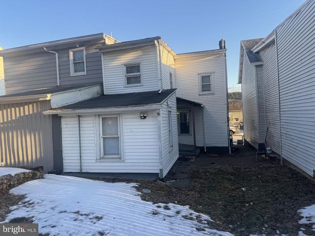 429 E ELM ST, Tamaqua, PA 18252