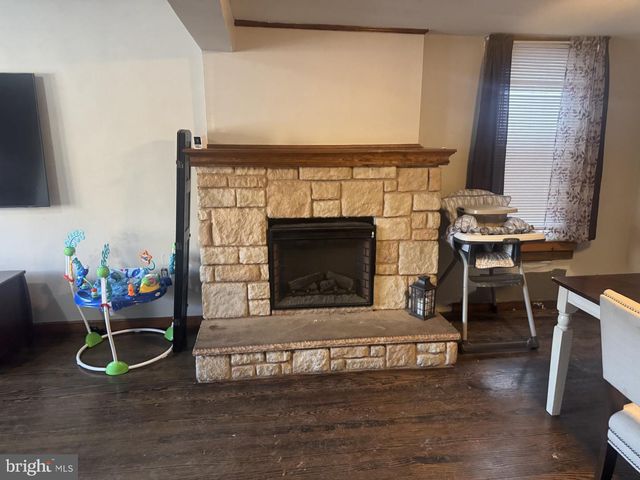 429 E ELM ST, Tamaqua, PA 18252