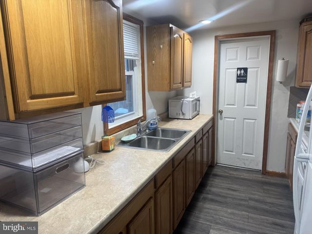 429 E ELM ST, Tamaqua, PA 18252