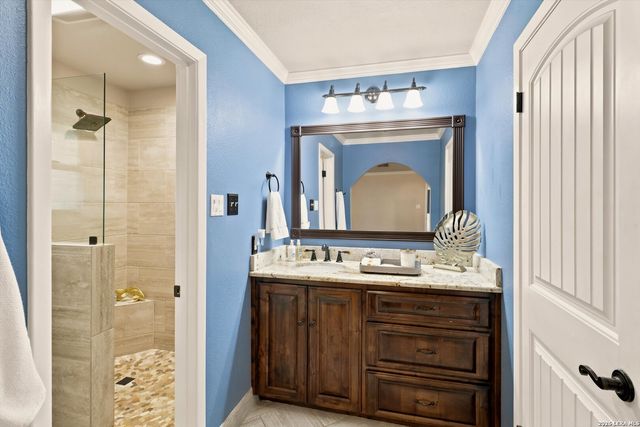 2307 High Ledge, San Antonio, TX 78232