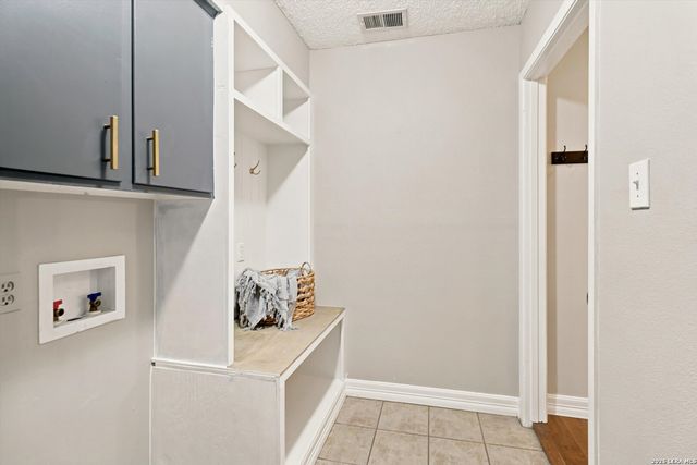 2307 High Ledge, San Antonio, TX 78232