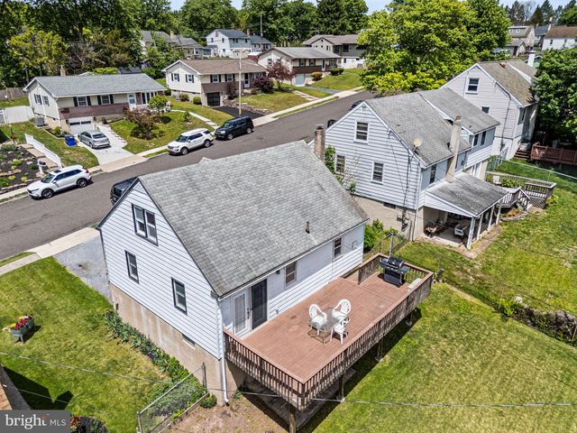 496 SPRING ST, Pottstown, PA 19464