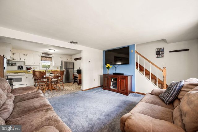 496 SPRING ST, Pottstown, PA 19464