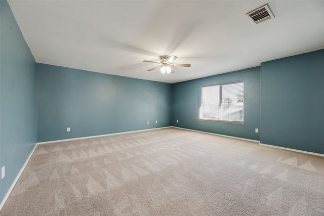 905 Elizabeth Drive, Lewisville, TX 75067
