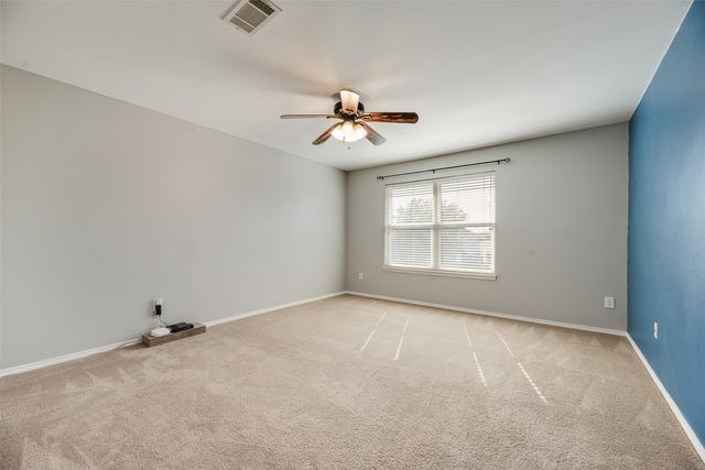 905 Elizabeth Drive, Lewisville, TX 75067
