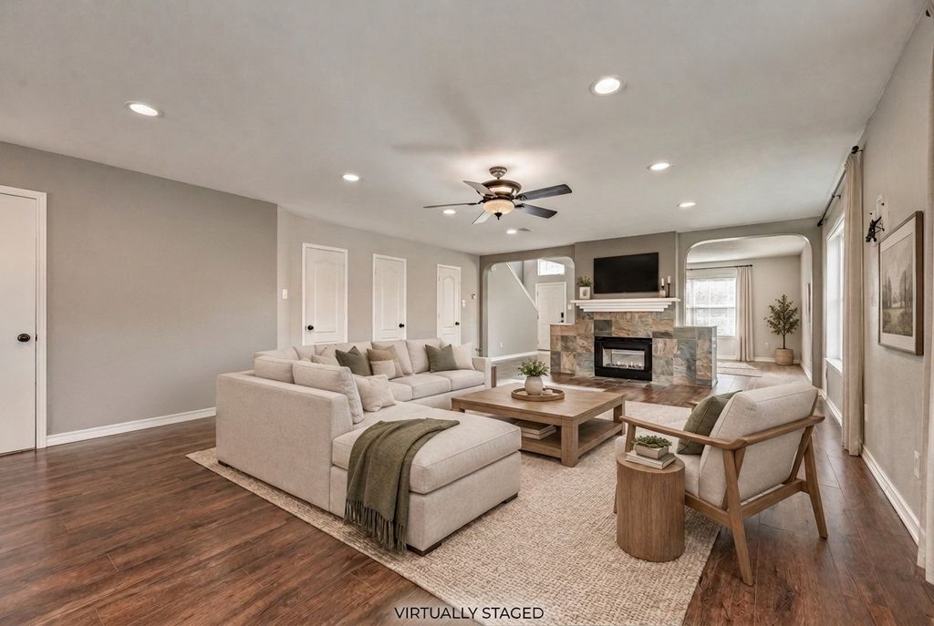 905 Elizabeth Drive, Lewisville, TX 75067 — photo 3