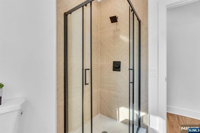 69 Broadway, Park Ridge, NJ 07656