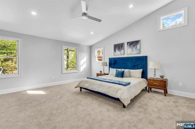 69 Broadway, Park Ridge, NJ 07656