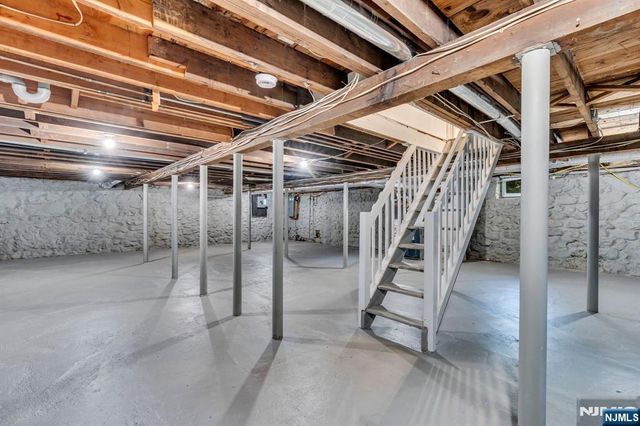 69 Broadway, Park Ridge, NJ 07656