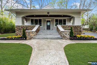 69 Broadway, Park Ridge, NJ 07656