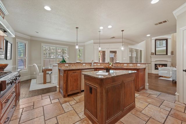 6248 Lakeshore Drive, Dallas, TX 75214