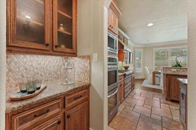 6248 Lakeshore Drive, Dallas, TX 75214