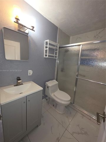 2401 NW 56th St, Miami, FL 33142