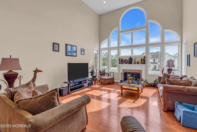 6 Bane Lane, Jackson, NJ 08527