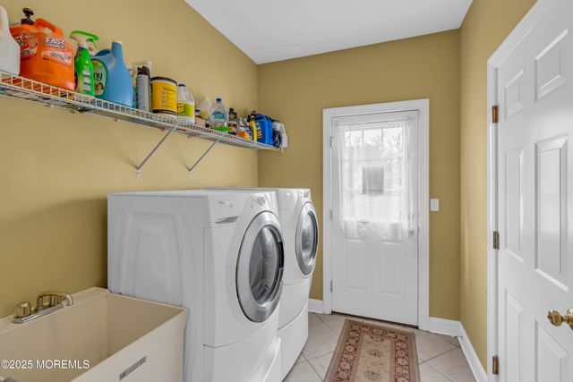 6 Bane Lane, Jackson, NJ 08527