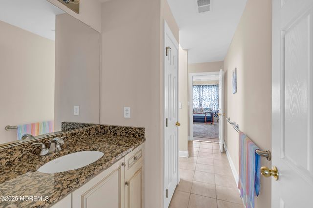 6 Bane Lane, Jackson, NJ 08527