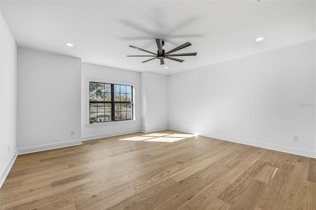 3012 S ESPERANZA AVENUE, Tampa, FL 33629
