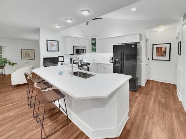 2500 Rockhill Drive Ne, Plainfield Twp, MI 49525