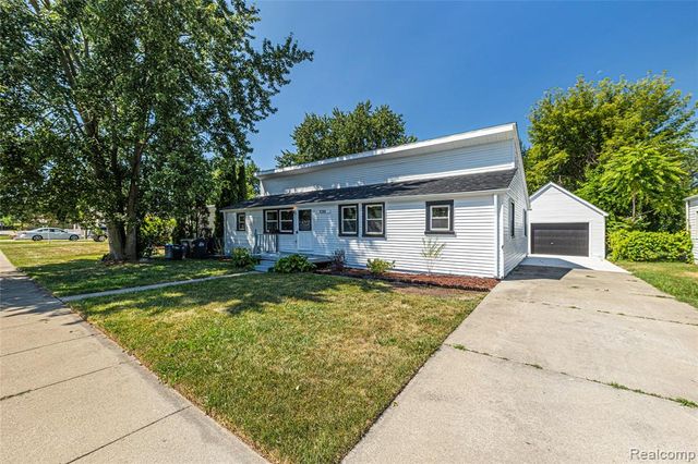 8280 Pine Street, Taylor, MI 48180