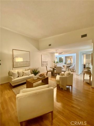 1880 McKinney Way, M15-20B, Seal Beach, CA 90740