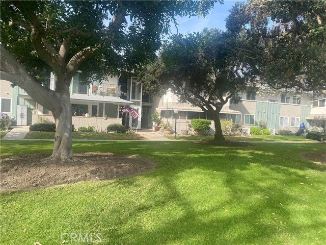 1880 McKinney Way, M15-20B, Seal Beach, CA 90740