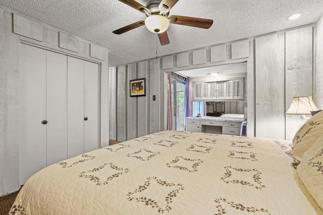 275 Lakecrest Drive, Pottsboro, TX 75076