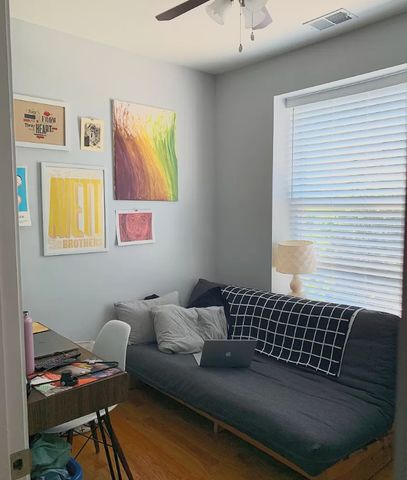 3051 W FULLERTON Avenue 1, Chicago, IL 60647