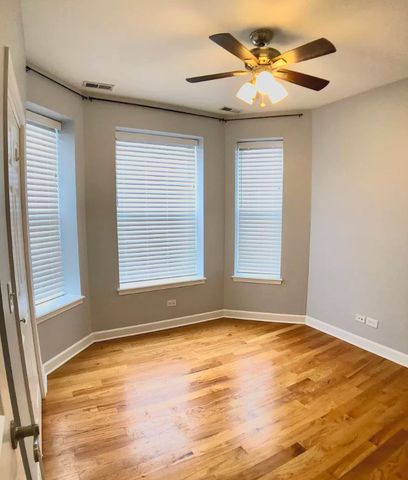 3051 W FULLERTON Avenue 1, Chicago, IL 60647