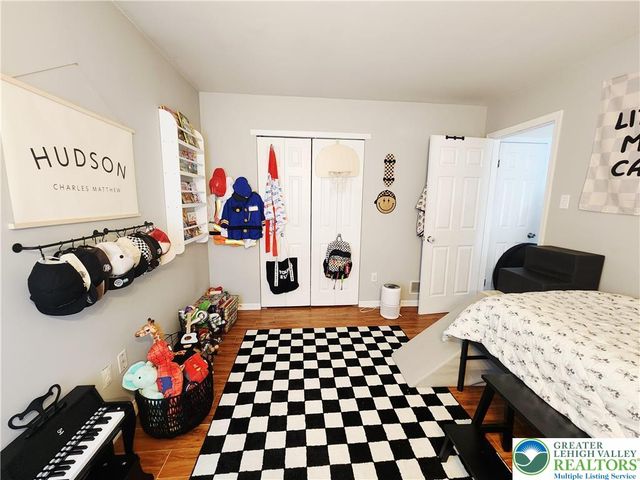 7356 Sauerkraut Lane A, Lower Macungie Twp, PA 18062