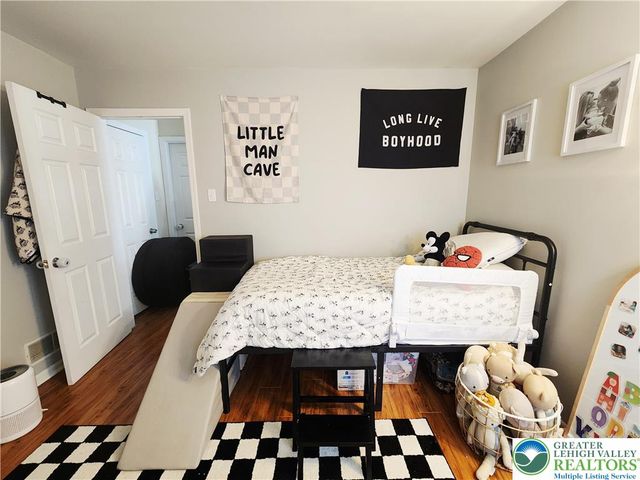 7356 Sauerkraut Lane A, Lower Macungie Twp, PA 18062