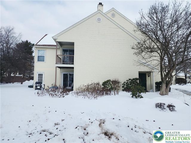 7356 Sauerkraut Lane A, Lower Macungie Twp, PA 18062