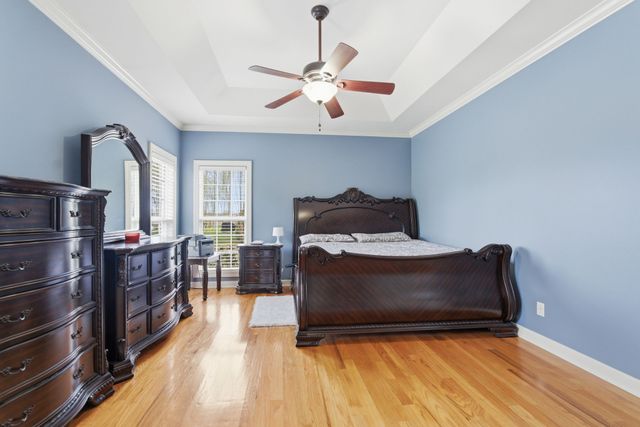 2733 Presley Dr, Murfreesboro, TN 37128