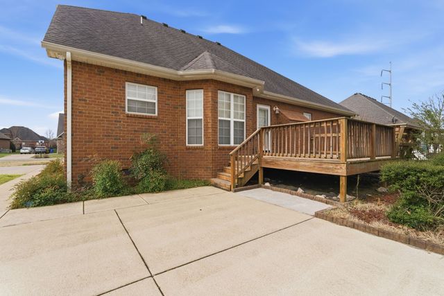 2733 Presley Dr, Murfreesboro, TN 37128